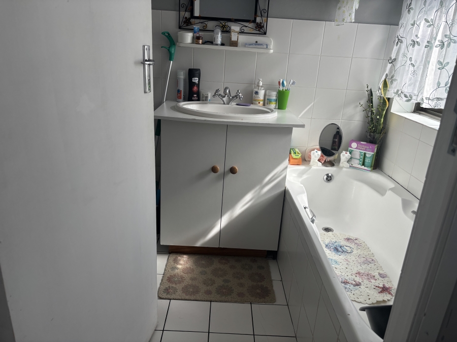 1 Bedroom Property for Sale in Durbanville Western Cape